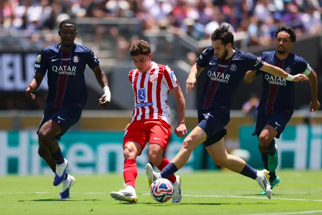 关于巴黎圣日耳曼球员技惊四座,助球队轻松取胜的信息 关于巴黎圣日耳曼球员技惊四座,助球队轻松取胜的信息